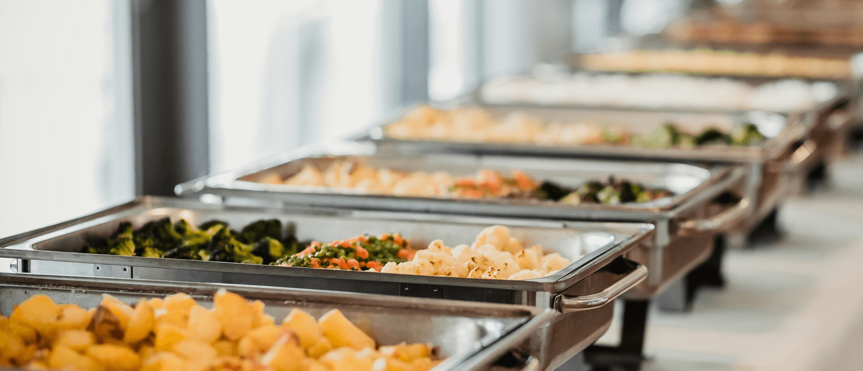 Tabldot Yemek Hizmeti Neden İş Yerleri İçin Avantajlıdır?